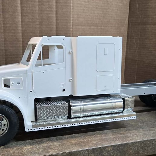 tamiya Knight Hauler walking light