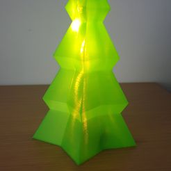 20201206_214219.jpg Fichier STL gratuit Étoile de l'arbre de Noël・Design imprimable en 3D à télécharger
