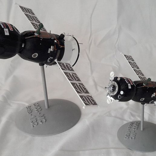 62.jpg 1/32 - Soyuz MS