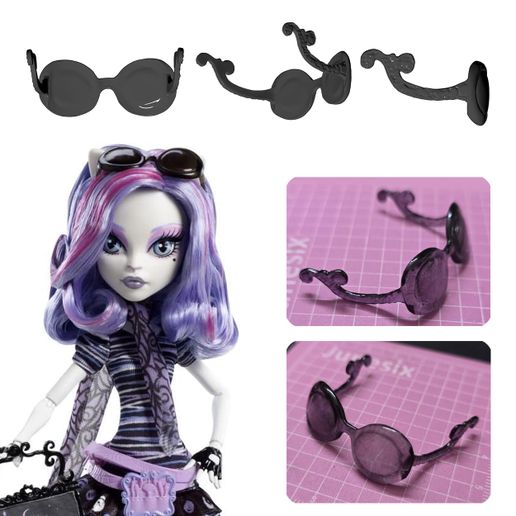 Monster High Catrine DeMew doll Scaris City Of Frights glasses