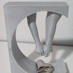photo_2023-07-11_00-30-32.jpg Archivo STL BOCETO AMOR PAREJAS MANOS ENLAZADAS・Modelo para descargar y imprimir en 3D