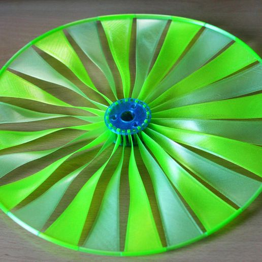 step_10.jpg Buntes Windrad