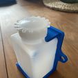 IMG_8255.jpg Recycling can holder