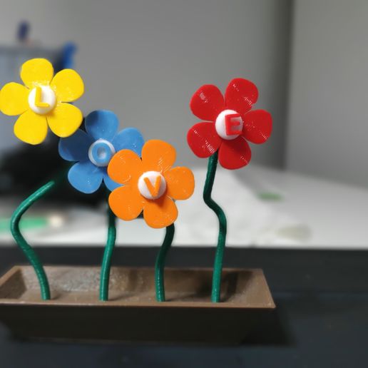 LOVE FLOWERS - 3D model önizlemesi