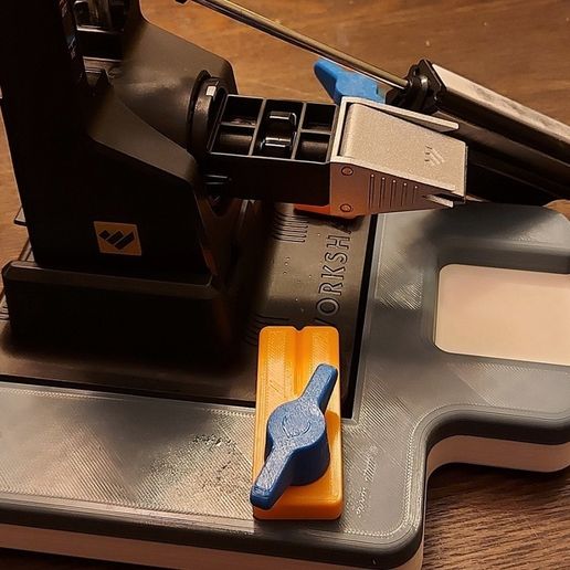 20220210_175307.jpg Support de réglage de la précision du travail