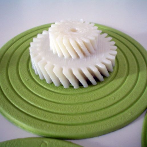 4131552862_2e56baeaa2_o_display_large_display_large.jpg OpenSCAD Helical Gears