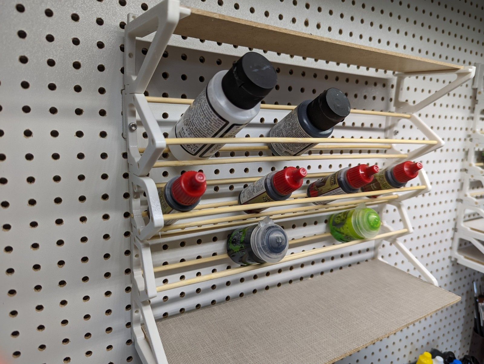 Файл STL Модульный стеллаж для краски: распорка 30 мм・Дизайн 3D ...