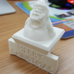 santa01.png Free STL file Santa Christmas Statue・3D printable design to download