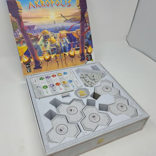 20230311_213753.jpg Akropolis-Einsatz / Organizer für Brettspielboxen