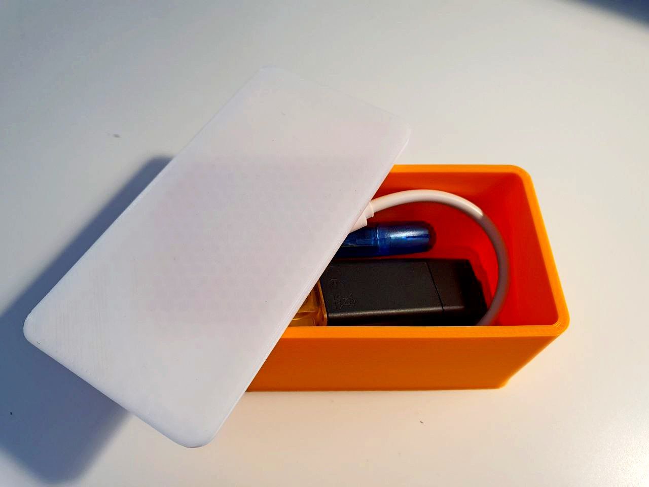 photo5920039958981227600.jpg Descargar archivo STL Caja simple con tapa • Diseño para impresión en 3D, Milanorage