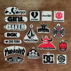 WhatsApp-Image-2022-09-16-at-16.57.06.jpeg Key ring pack of iconic Skate brands