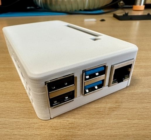 IMG_E9068.JPG Raspberry Pi 4 Gehäuse für eMMC